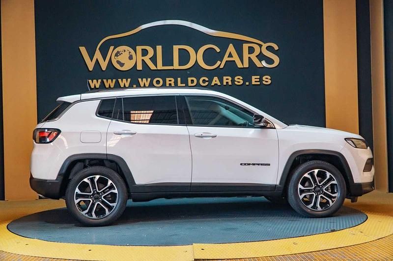 Usado Jeep Compass Limited 130 CV (95 kW) 2021 Blanco SUV