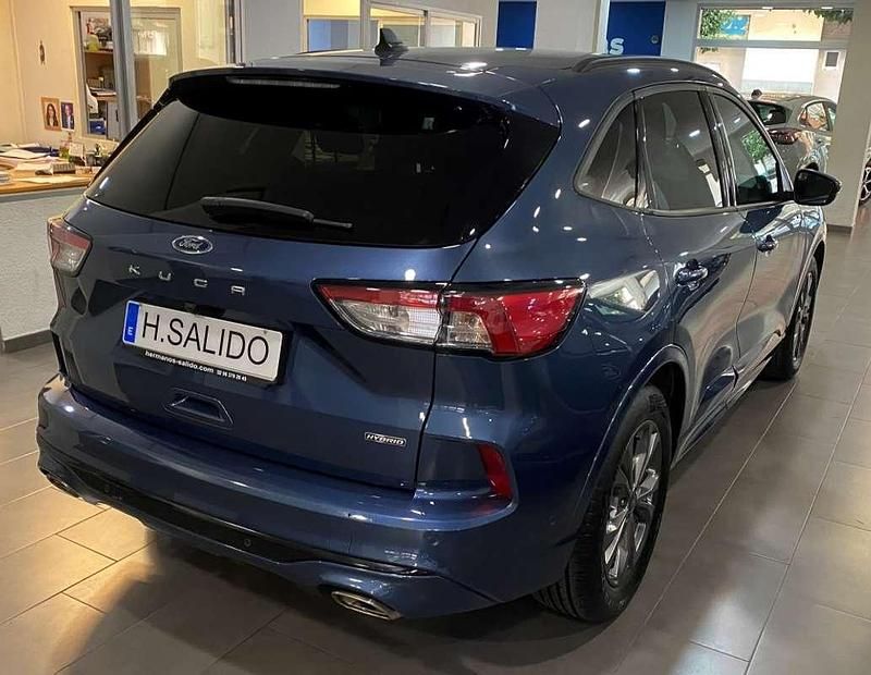 Usado Ford Kuga ST-Line 190 CV (139 kW) 2022 Azul SUV