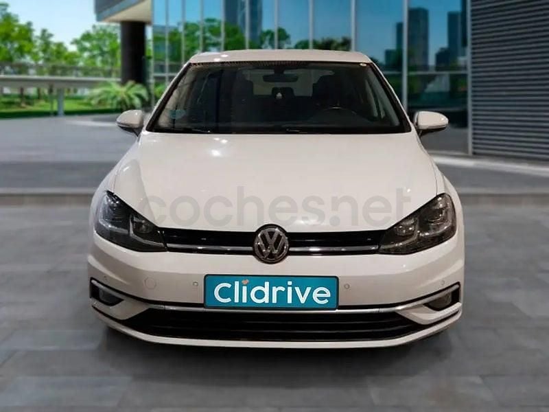Usado VW Golf VII Advance 115 CV (84 kW) 2018 Blanco Berlina