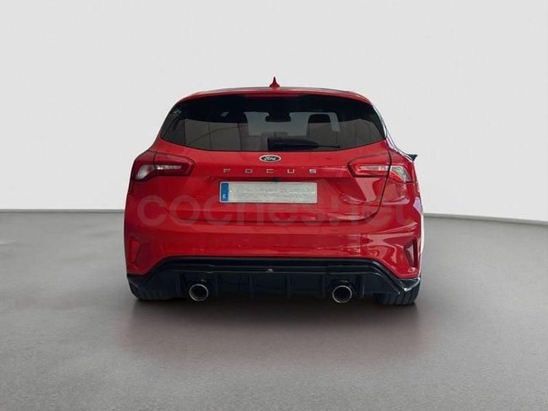 Usado Ford Focus ST-Line 125 CV (91 kW) 2022 Rojo Berlina