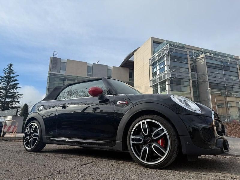 Usado Mini John Cooper Works Cabriolet 231 CV (169 kW) 2016 Negro Descapotable