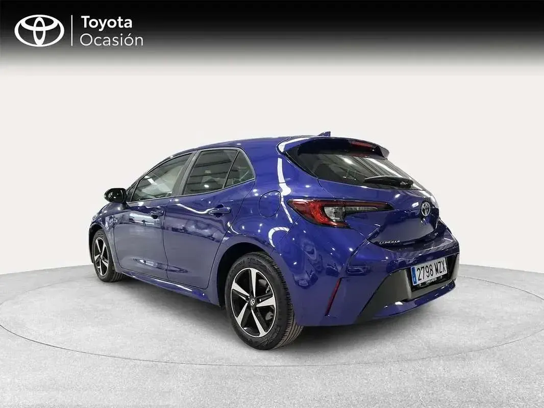 Usado Toyota Corolla Active 140 CV (102 kW) 2025 Azul Utilitario