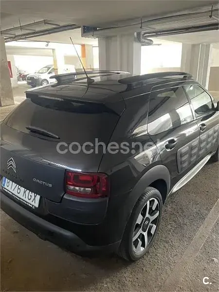 Usado Citroën C4 Shine Edition 110 CV (80 kW) 2018 Negro Berlina