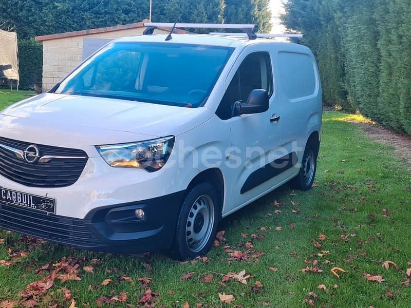 Usado Opel Combo Life Business Edition 102 CV (75 kW) 2022 Blanco Monovolumen