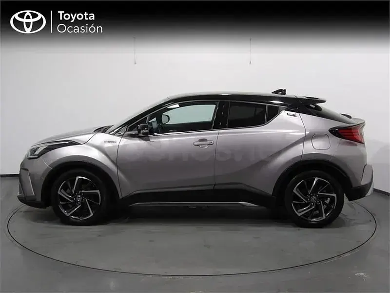 Usado Toyota C-HR 184 CV (135 kW) 2020 Gris / plata SUV