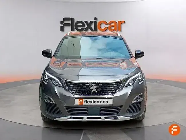 Usado Peugeot 5008 GT-line 130 CV (95 kW) 2020 Gris SUV