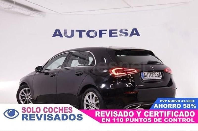 Usado Mercedes A180 109 CV (80 kW) 2018 Negro Berlina