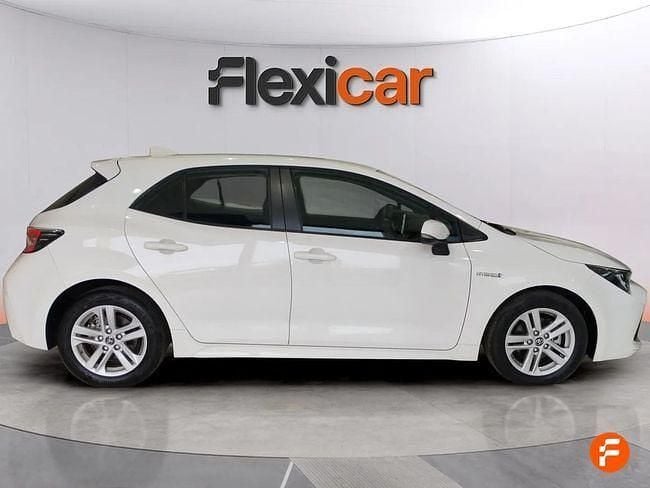 Usado Toyota Corolla Active 122 CV (89 kW) 2020 Blanco Berlina