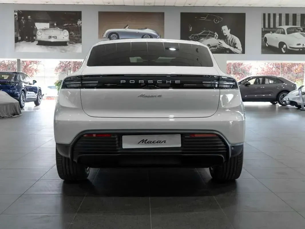 Usado Porsche Macan 300 kW (408 CV) 2026 Blanco SUV