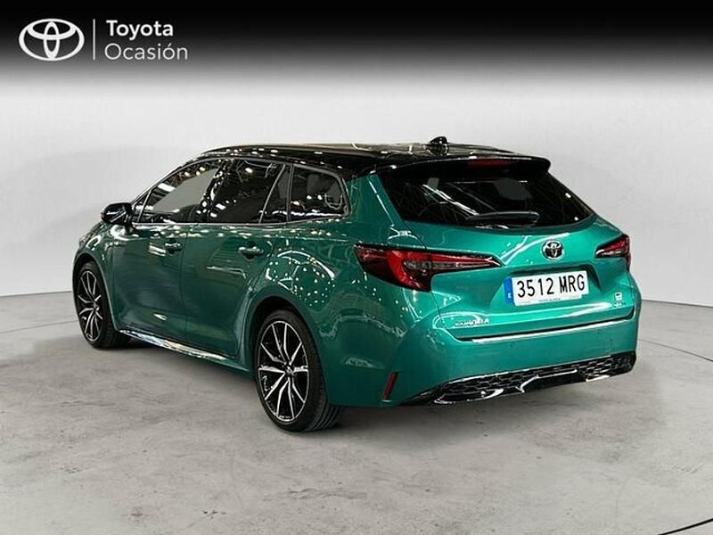 Verde Usado 2024 Toyota Corolla Sport Familiar | 34.500 € (Caro) - Imagen 1/4