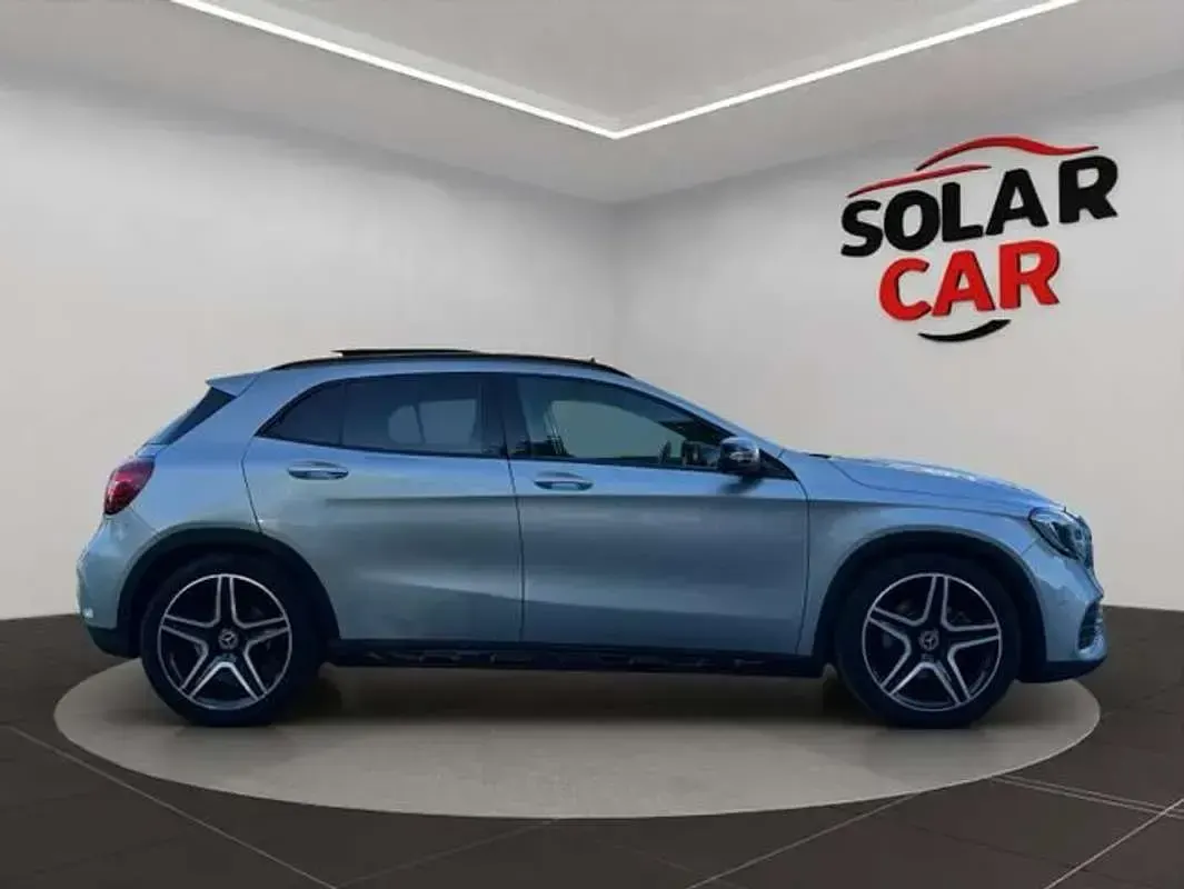 Usado Mercedes GLA250 211 CV (155 kW) 2017 Gris SUV