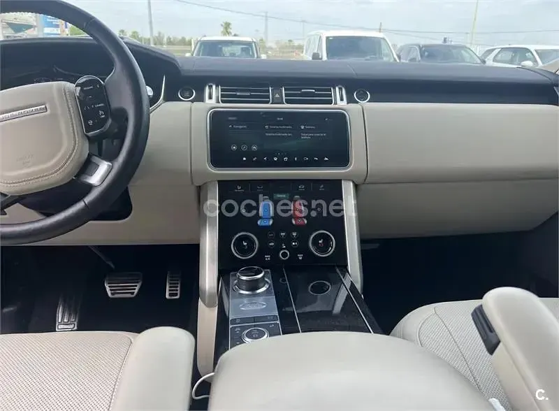 Usado Land Rover Range Rover Vogue 404 CV (297 kW) 2020 Gris / plata SUV