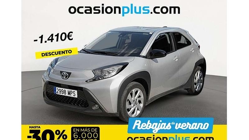 Gris Usado 2024 Toyota Aygo Play Utilitario | 14.100 € (Precio justo) - Imagen 1/4