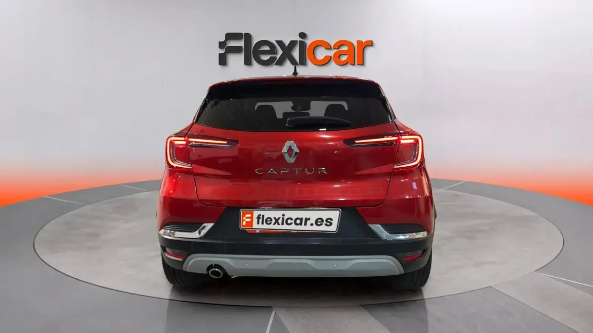 Usado Renault Captur Zen 101 CV (74 kW) 2020 Rojo SUV