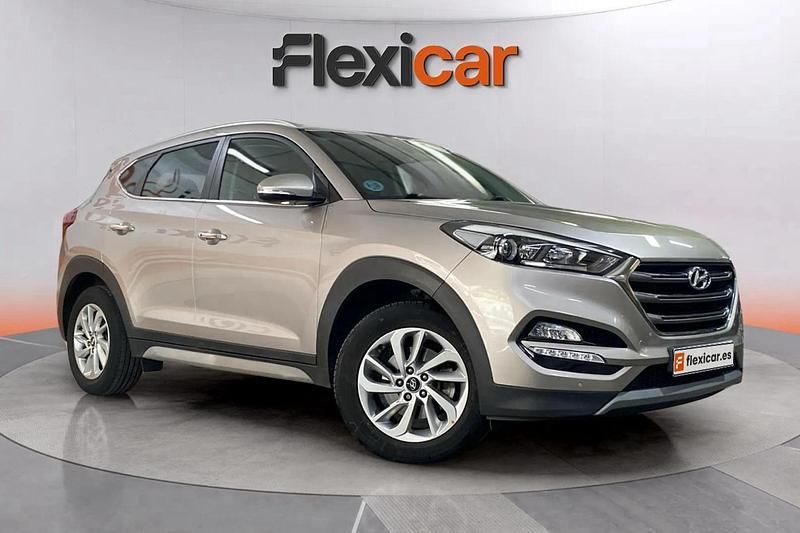 Gris Usado 2017 Hyundai Tucson SUV | 12.390 € (Buen precio) - Imagen 1/4