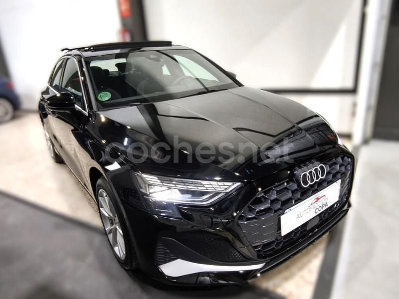 Negro Usado 2025 Audi A3 Advanced Berlina | 33.590 € (Super precio) - Imagen 1/4