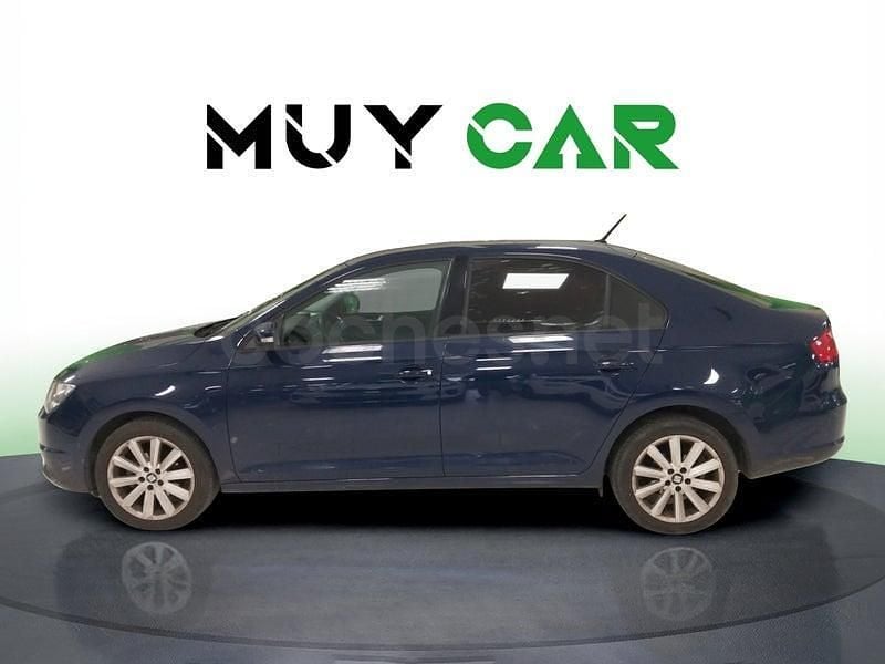 Usado Seat Toledo Reference 95 CV (69 kW) 2018 Azul Utilitario