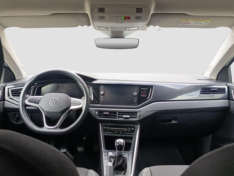 Usado VW Taigo 115 CV (84 kW) 2024 Gris SUV