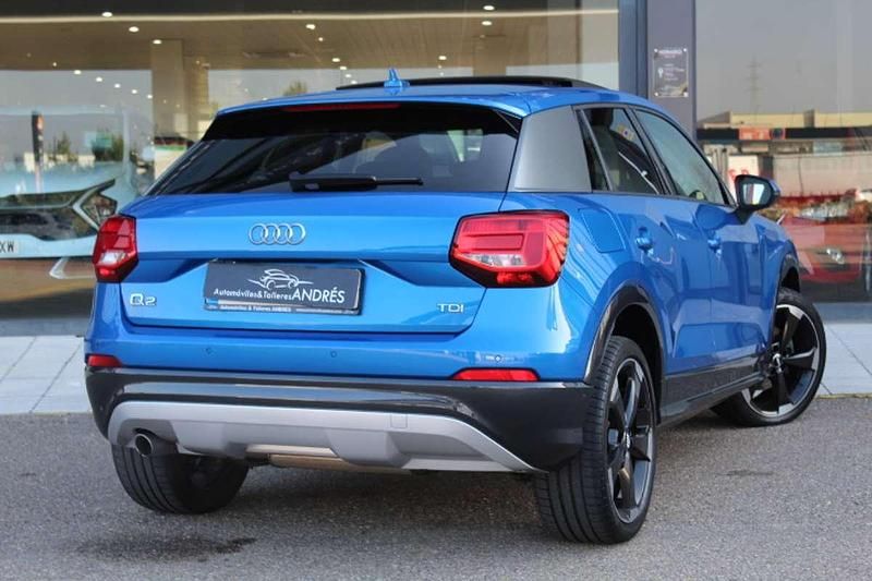 Usado Audi Q2 116 CV (85 kW) 2018 Azul SUV