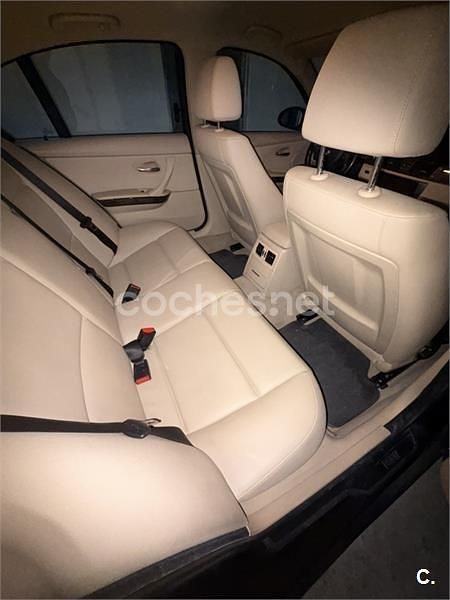 Usado BMW 318 129 CV (94 kW) 2006 Negro Berlina