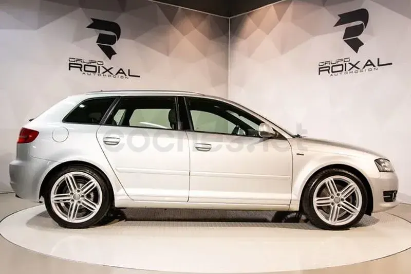Usado Audi A3 Ambition 170 CV (125 kW) 2011 Gris / plata Utilitario