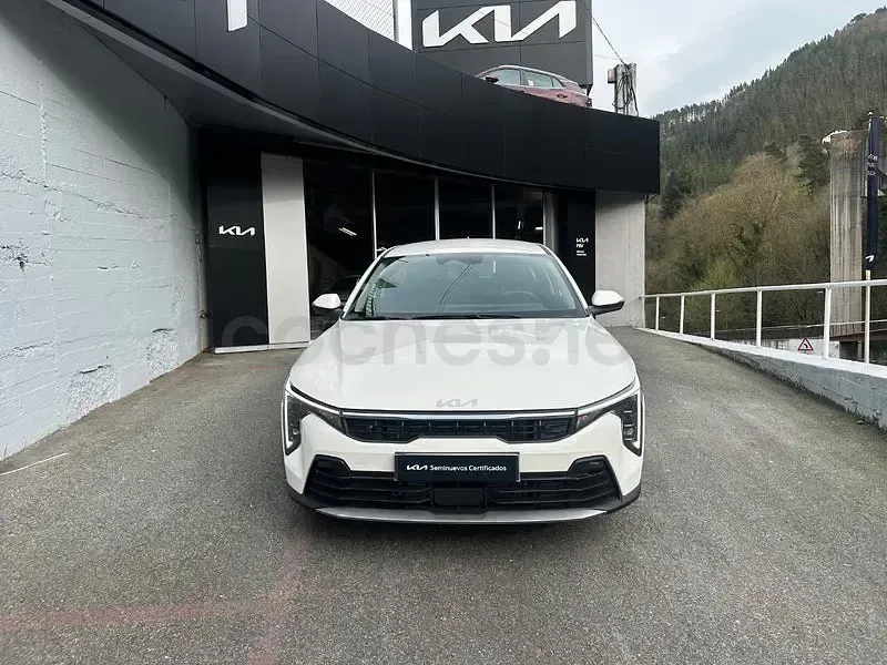 Nuevo Kia K4 115 CV (84 kW) 2026 Blanco Berlina
