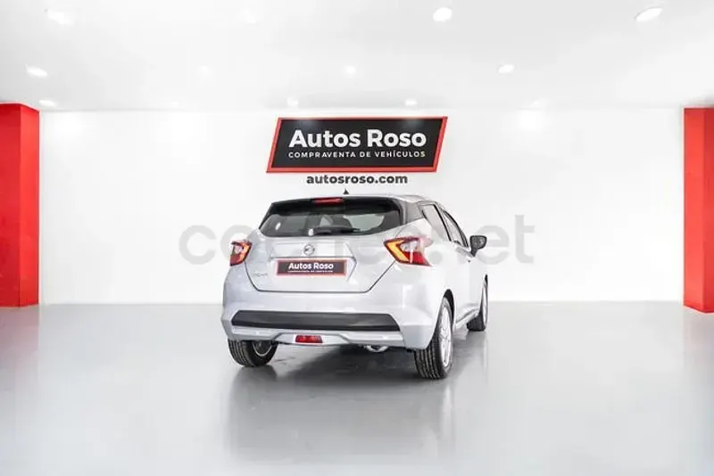 Usado Nissan Micra Acenta 101 CV (74 kW) 2019 Gris / plata Utilitario