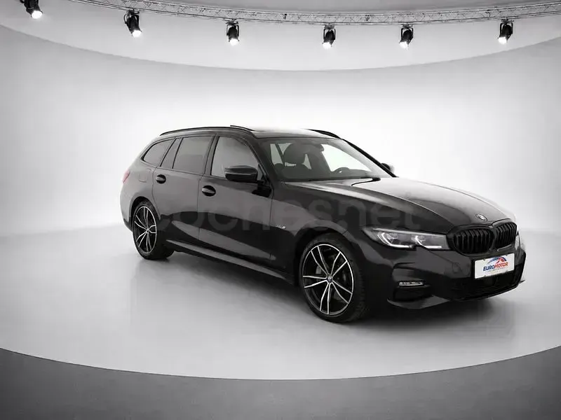 Usado BMW 330e Comfort Edition 292 CV (214 kW) 2021 Negro Familiar