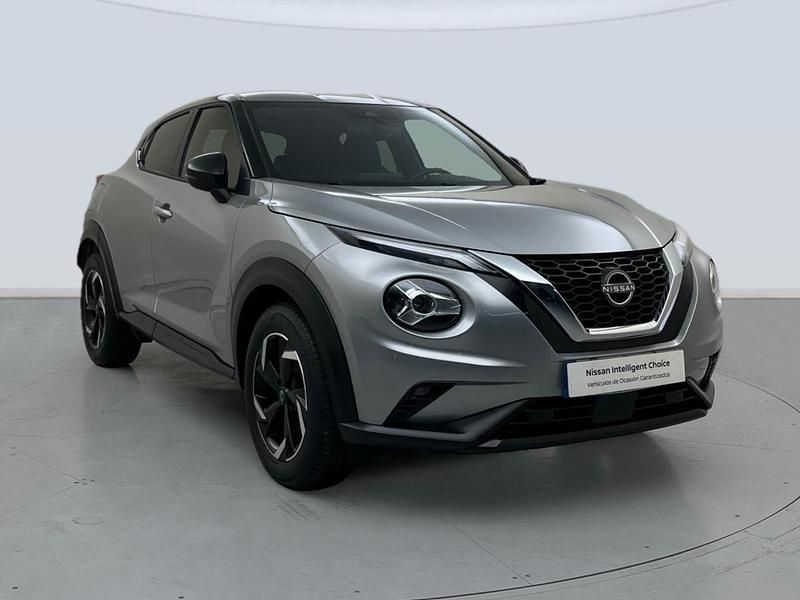 Usado Nissan Juke N-Connecta 114 CV (83 kW) 2024 Gris plata SUV