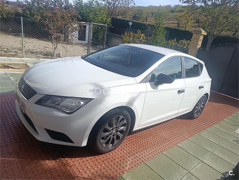 Blanco Usado 2015 Seat Leon Ecomotive Berlina | 8000 € (Precio justo) - Imagen 1/4
