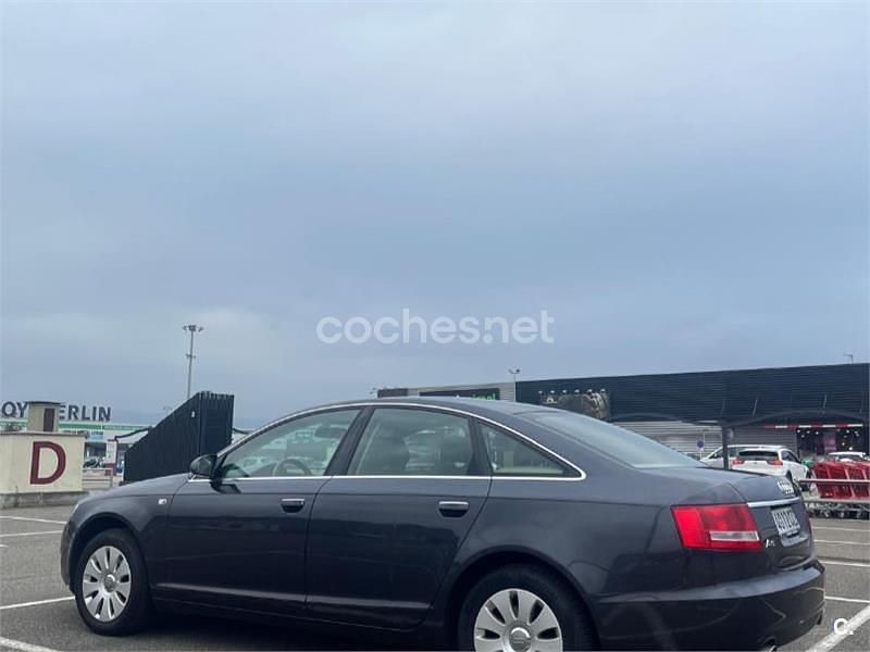 Azul Usado 2004 Audi A6 Berlina | 4900 € (Buen precio) - Imagen 1/4