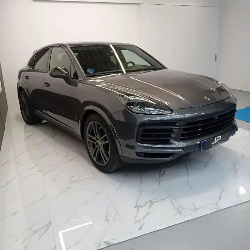 Usado Porsche Cayenne 462 CV (339 kW) 2019 Gris SUV