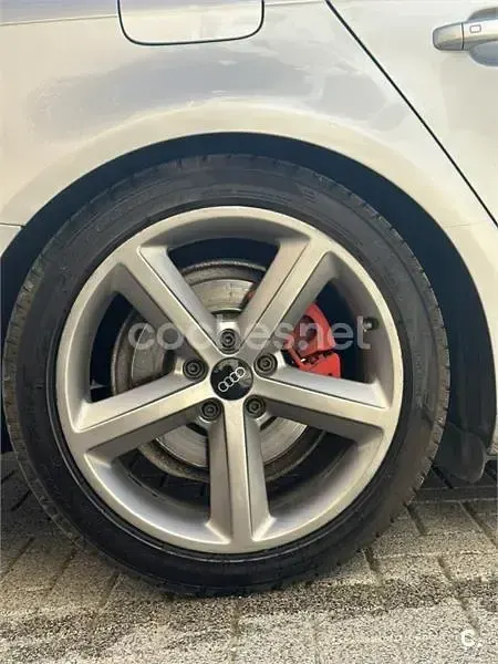 Usado Audi A4 240 CV (176 kW) 2009 Gris / plata Familiar