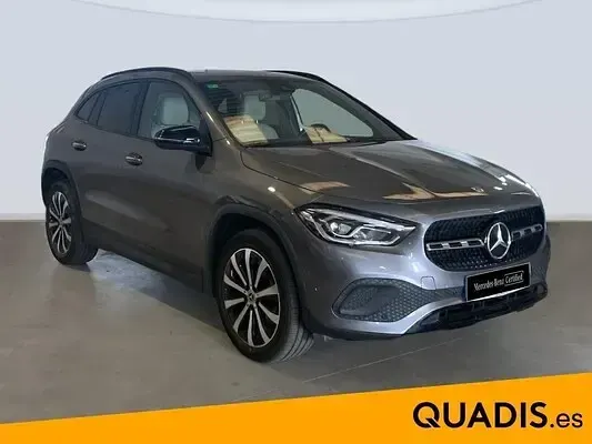 Usado Mercedes GLA200 150 CV (110 kW) 2022 SUV