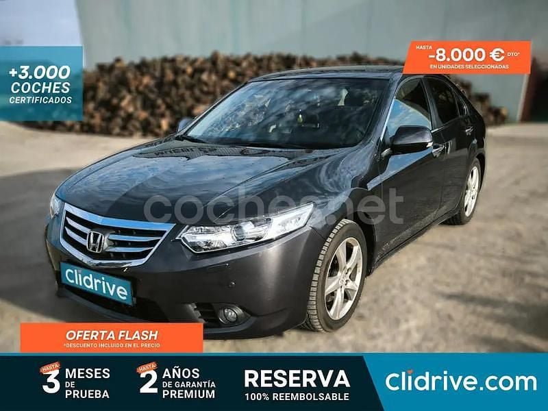 Gris / plata Usado 2013 Honda Accord Luxury Berlina | 10.790 € - Imagen 1/3