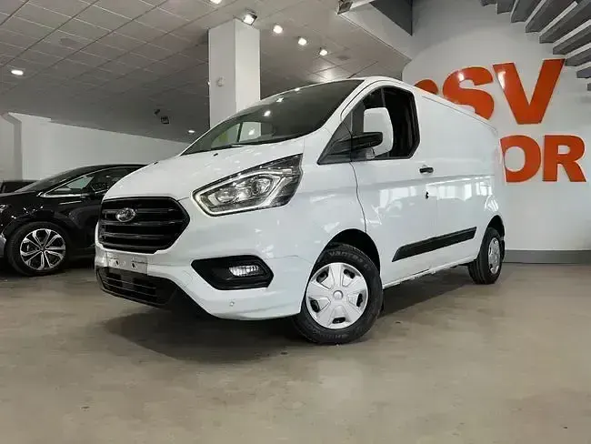 Usado Ford Transit 131 CV (96 kW) 2022 Blanco Berlina