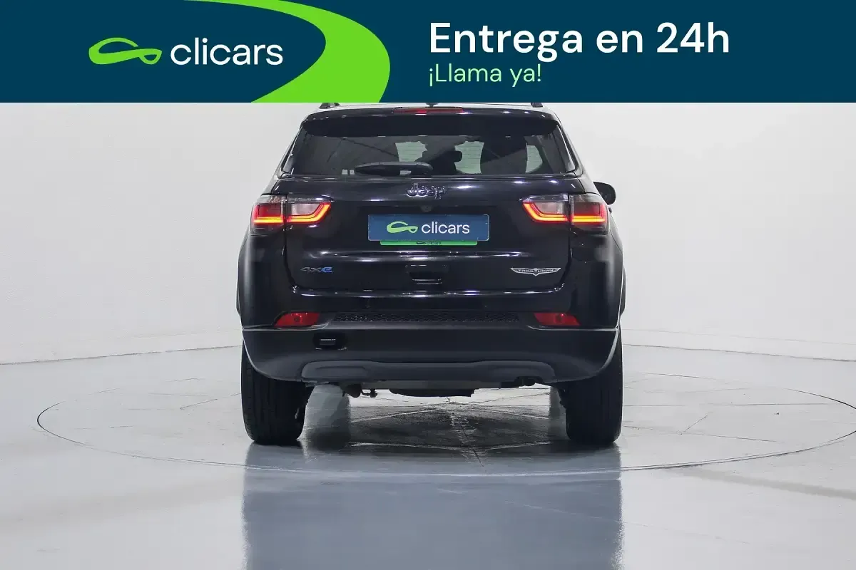 Usado Jeep Compass Trailhawk 240 CV (176 kW) 2023 Negro SUV