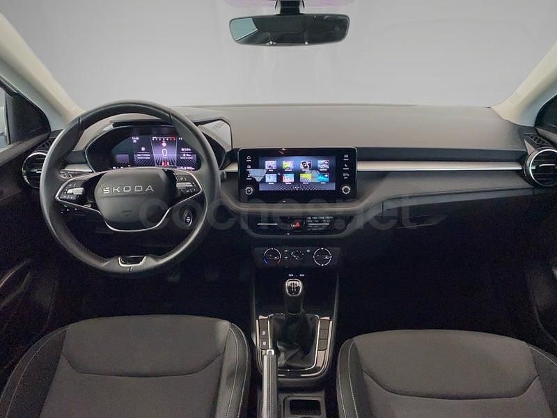 Usado Skoda Fabia Selection 95 CV (69 kW) 2025 Blanco Utilitario