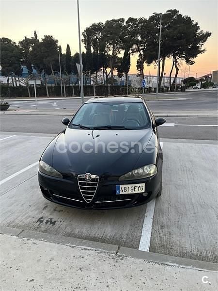 Usado Alfa Romeo 147 Distinctive 120 CV (88 kW) 2007 Negro Utilitario