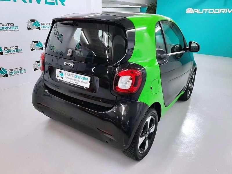 Usado Smart ForTwo Coupé 60 kW (82 CV) 2021 Negro Coupe