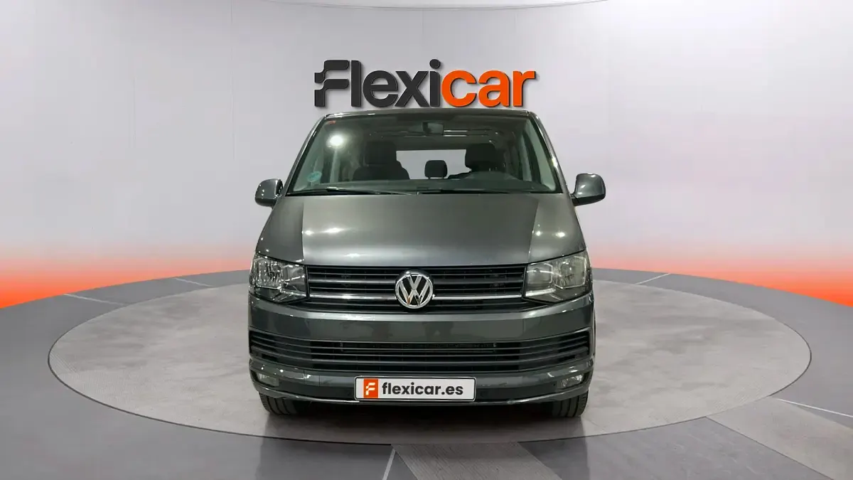 Usado VW Caravelle 150 CV (110 kW) 2019 Gris Van
