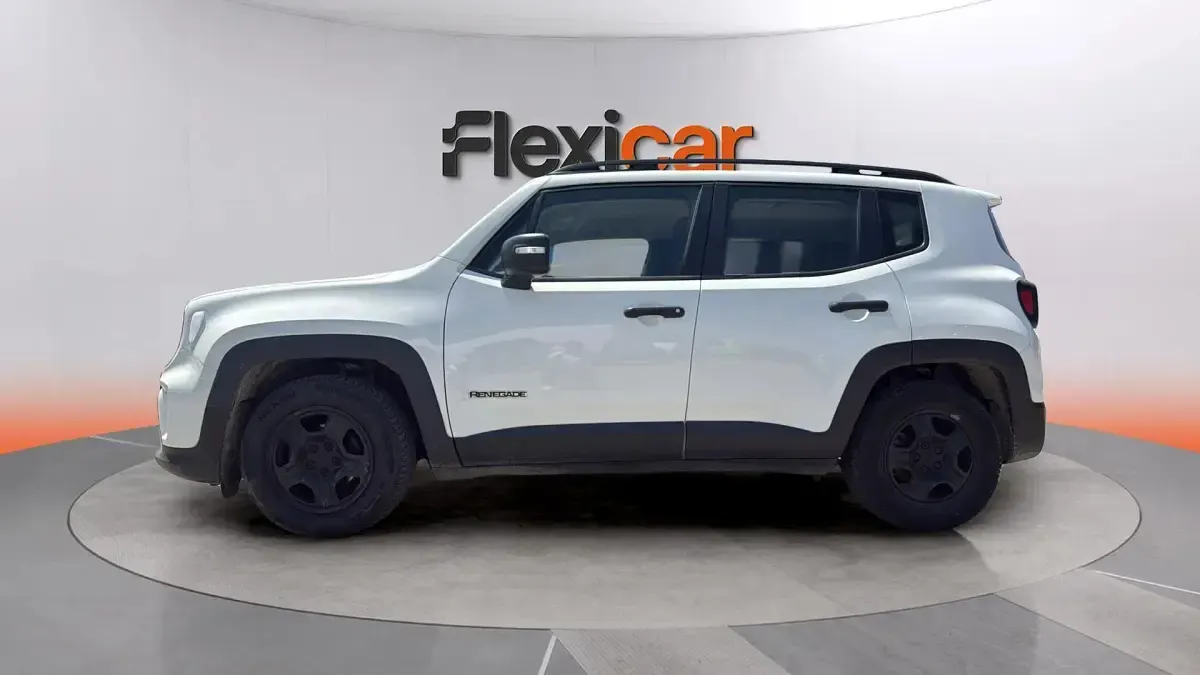Usado Jeep Renegade Night Eagle 140 CV (102 kW) 2018 Blanco SUV