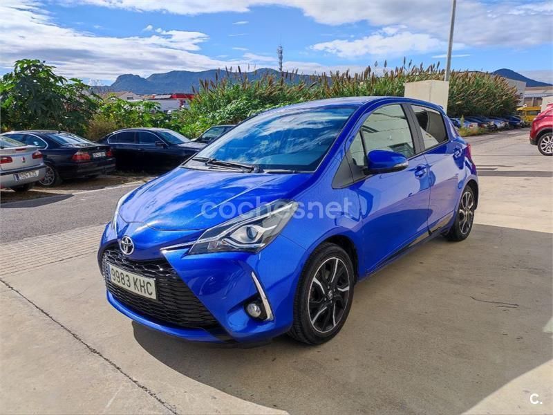 Azul Usado 2018 Toyota Yaris Berlina | 11.900 € (Precio justo) - Imagen 1/4