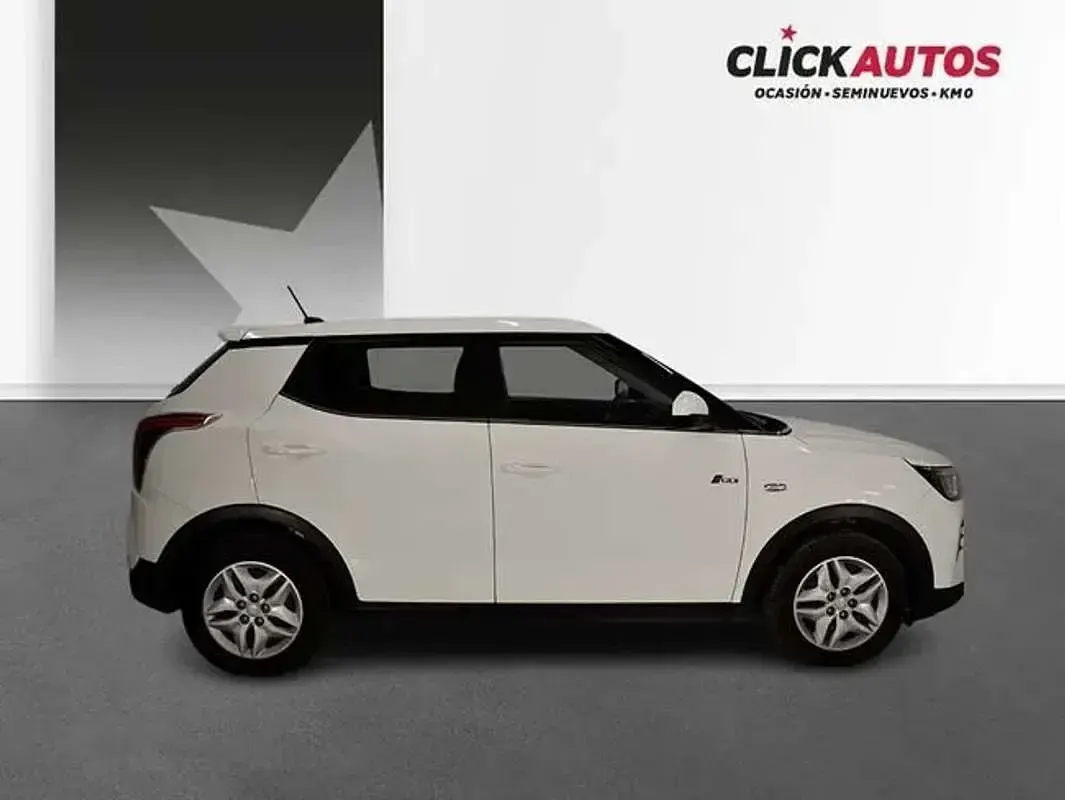 Usado SsangYong Tivoli 136 CV (100 kW) 2024 Blanco SUV