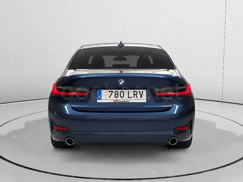 Usado BMW 320 Advantage 190 CV (139 kW) 2021 Azul Berlina