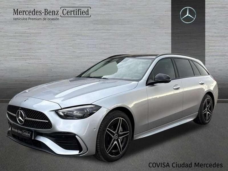 Gris / plateado Usado 2024 Mercedes C300e Familiar | 61.400 € - Imagen 1/4