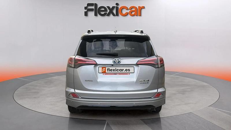 Usado Toyota RAV4 Hybrid Advance 197 CV (144 kW) 2017 Gris SUV