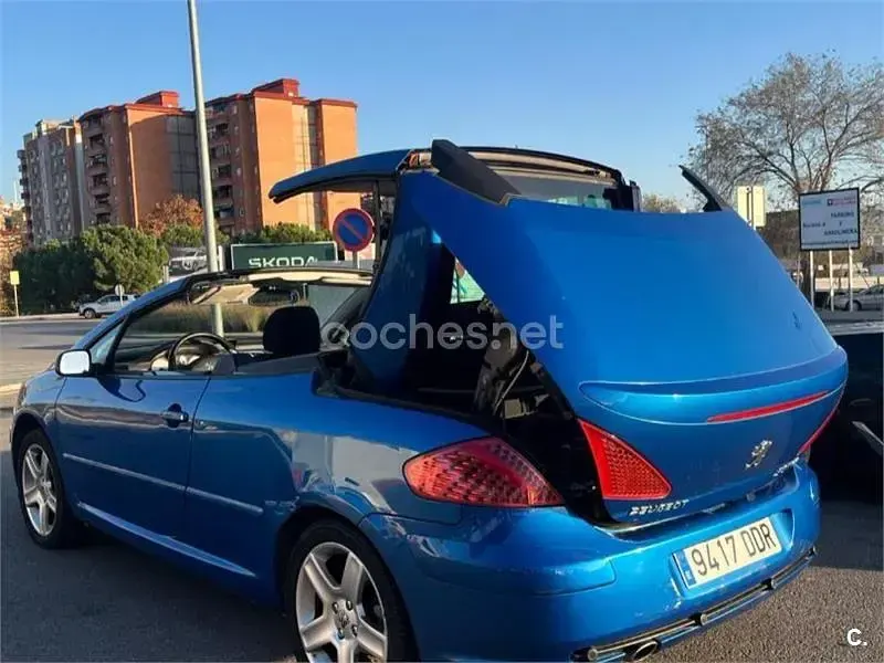 Usado Peugeot 307 CC 138 CV (101 kW) 2004 Azul Descapotable