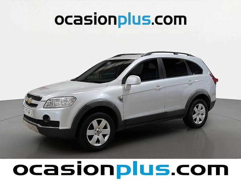 Gris plata Usado 2011 Chevrolet Captiva LS SUV | 7900 € (Buen precio) - Imagen 1/4