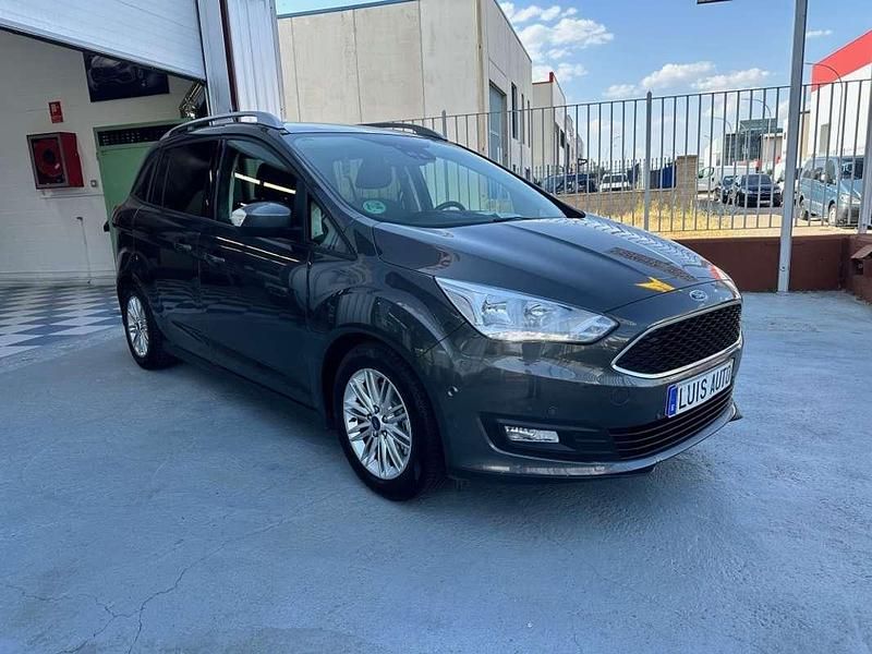 Usado Ford Grand C-Max Trend+ 120 CV (88 kW) 2017 Gris Monovolumen